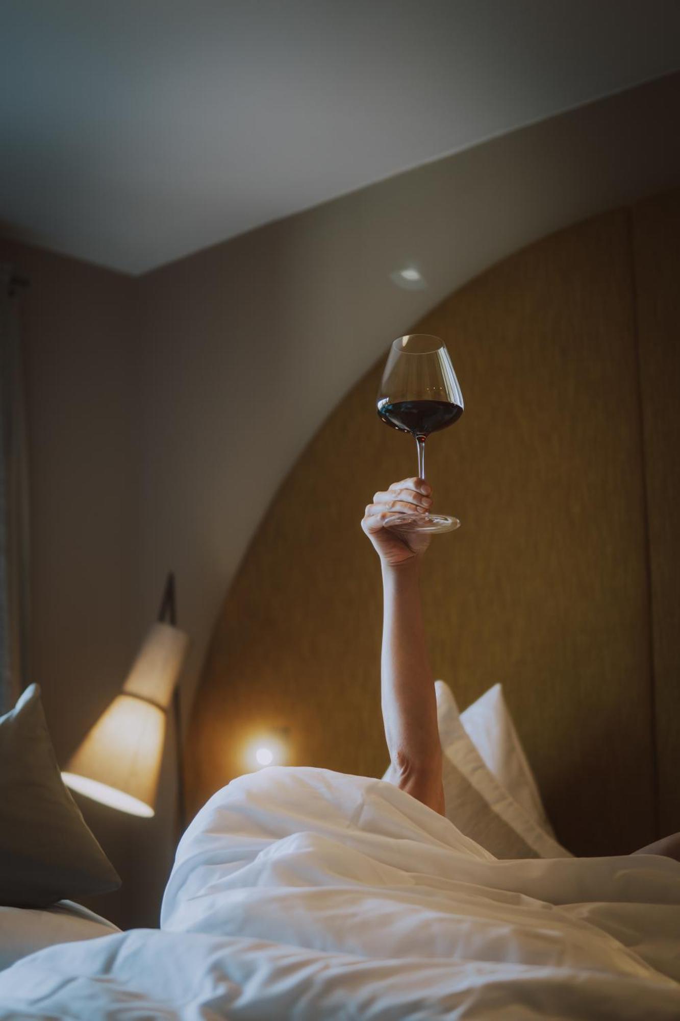 MONS suites wine passion Tannheim Extérieur photo