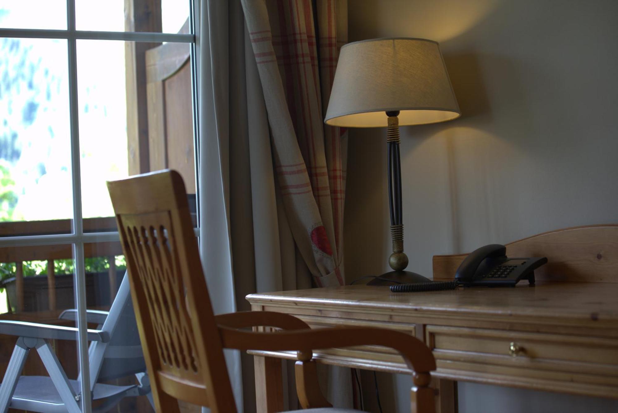 MONS suites wine passion Tannheim Extérieur photo