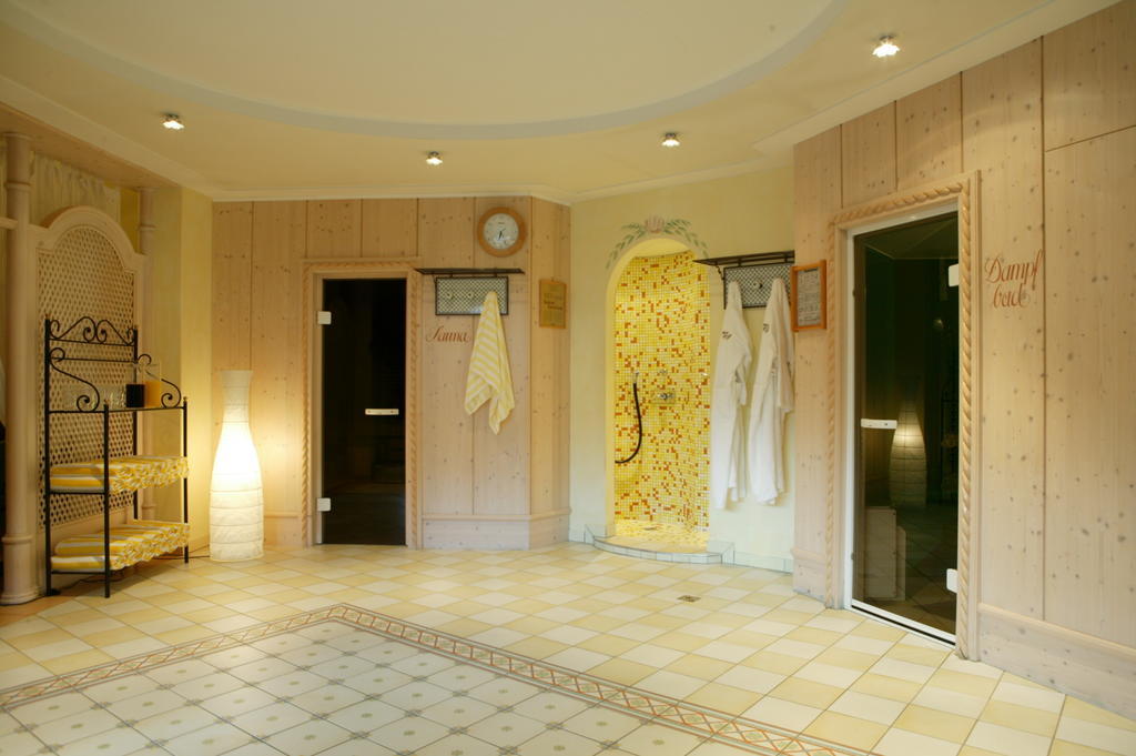 MONS suites wine passion Tannheim Extérieur photo